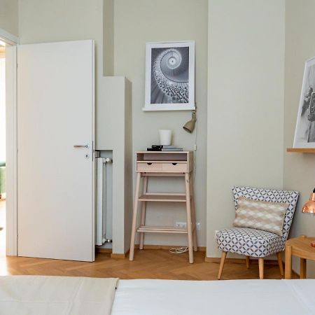 The Best Rent - Cozy Two-Bedrooms Apartment In Pasteur District Milano Exteriör bild