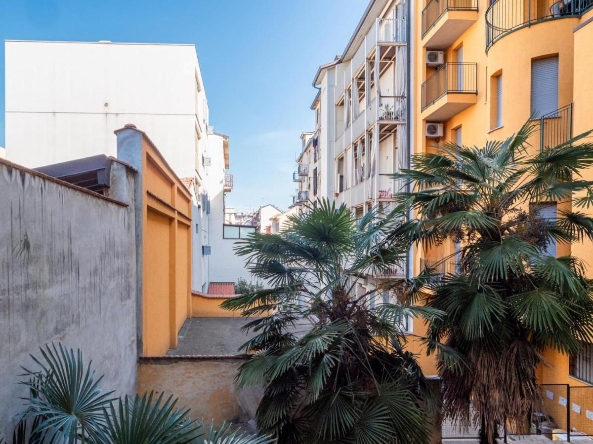 The Best Rent - Cozy Two-Bedrooms Apartment In Pasteur District Milano Exteriör bild